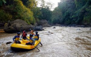 Bertualang di Cicatih