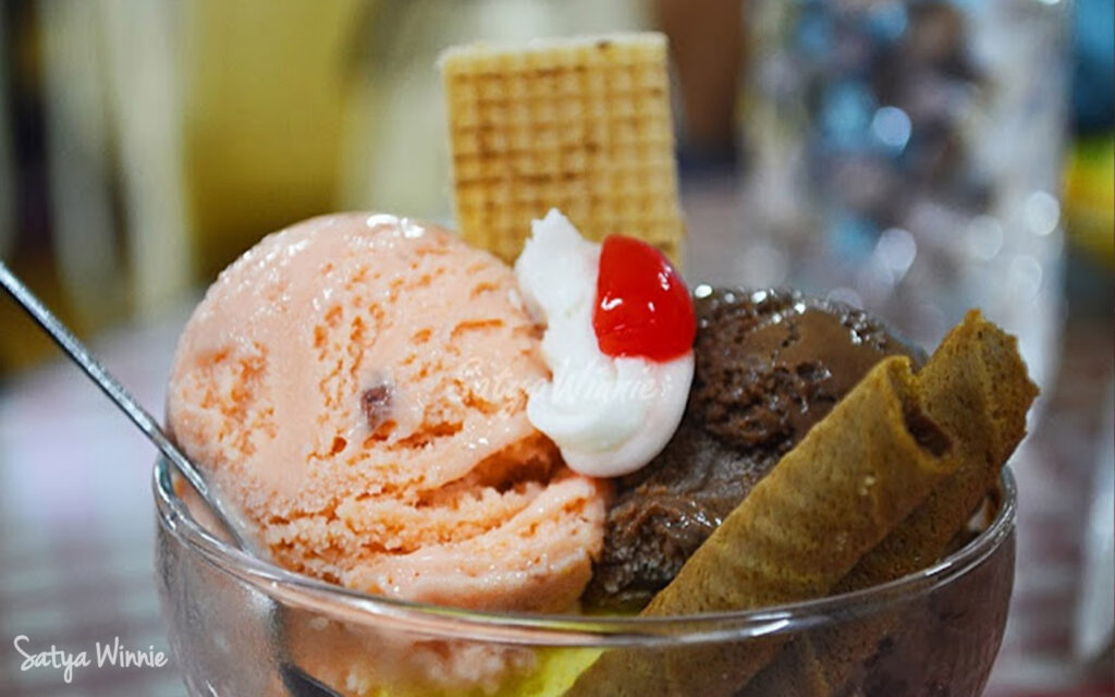 Es Krim Oen's Special