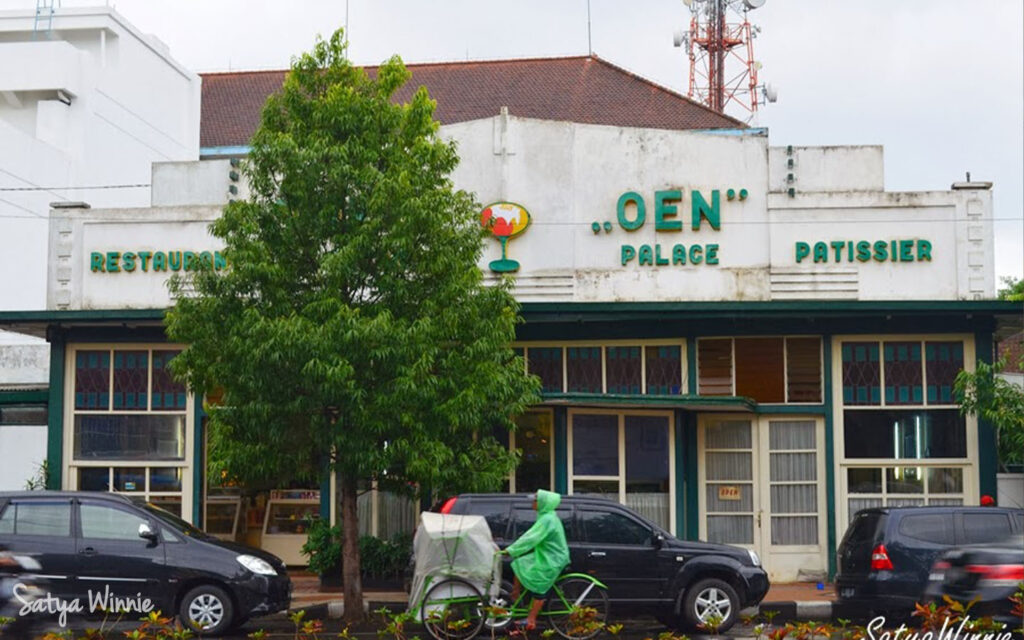 Oen Palace
