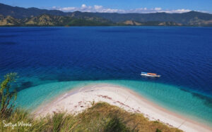 Taman-Laut-17-Riung-Flores