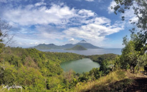 Sante di Danau Ngade
