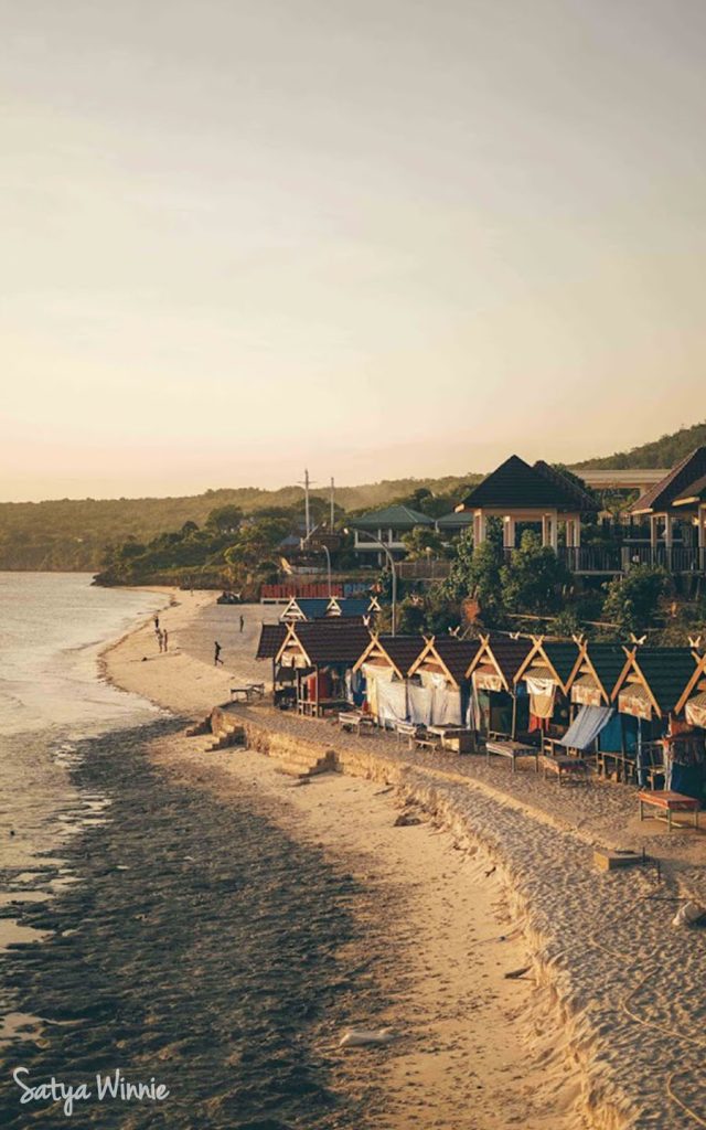 Matahari senja di Pantai Tanjung Bira